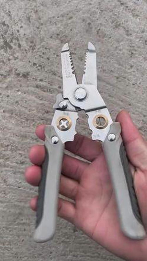 高性能实用工具 多功能剥线钳与舒适床上用品的完美结合